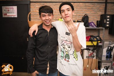 Meyou at 20Something Bar — photo 138