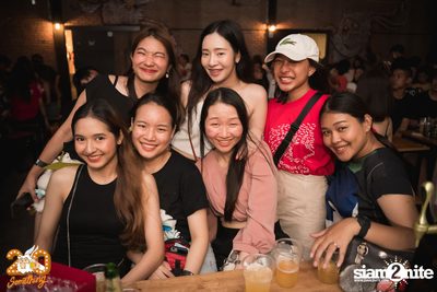 Meyou at 20Something Bar — photo 148