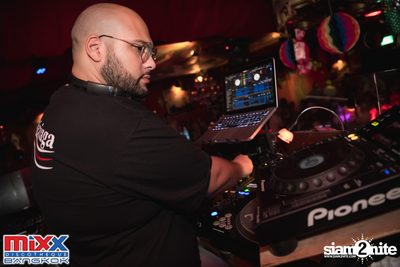 Sugar n Cream at MIXX Bangkok — photo 10