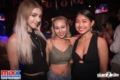 Sugar n Cream at MIXX Bangkok — photo 18