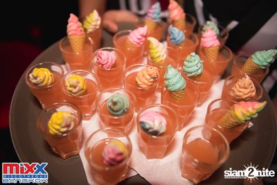 Sugar n Cream at MIXX Bangkok — photo 25