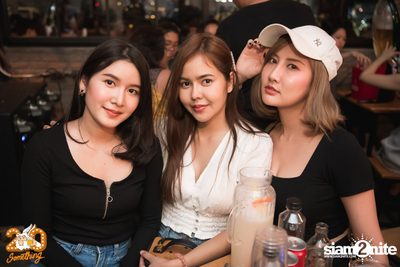 Polycat at 20Something Bar — photo 20