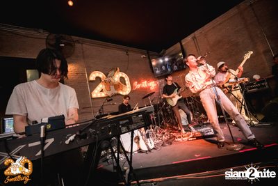 Polycat at 20Something Bar — photo 32