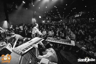 Polycat at 20Something Bar — photo 96