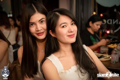 Saturday Night at Ainu Bar — photo 16