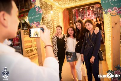 Saturday Night at Ainu Bar — photo 22