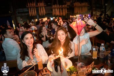 Saturday Night at Ainu Bar — photo 38
