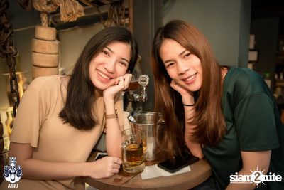 Saturday Night at Ainu Bar — photo 49
