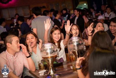 Saturday Night at Ainu Bar — photo 54