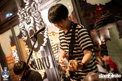 Saturday Night at Ainu Bar — photo 59