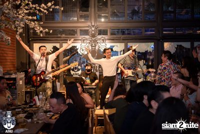 Saturday Night at Ainu Bar — photo 65