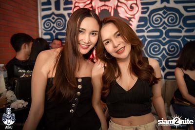 Saturday Night at Ainu Bar — photo 71