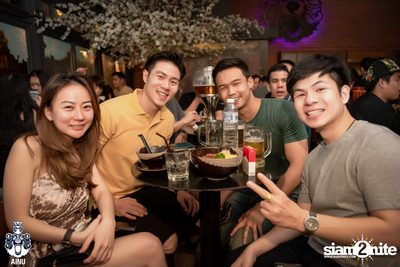 Saturday Night at Ainu Bar — photo 86
