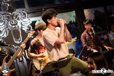 Saturday Night at Ainu Bar — photo 89