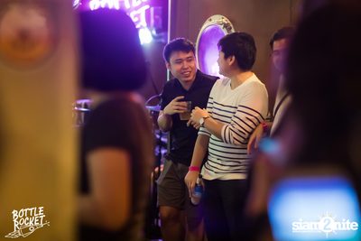 Portrait ที่ บ็อทเทิลร็อคเก็ต คราฟท์เบียร์บาร์ — photo 16