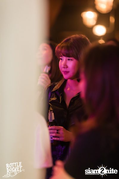 Portrait ที่ บ็อทเทิลร็อคเก็ต คราฟท์เบียร์บาร์ — photo 24