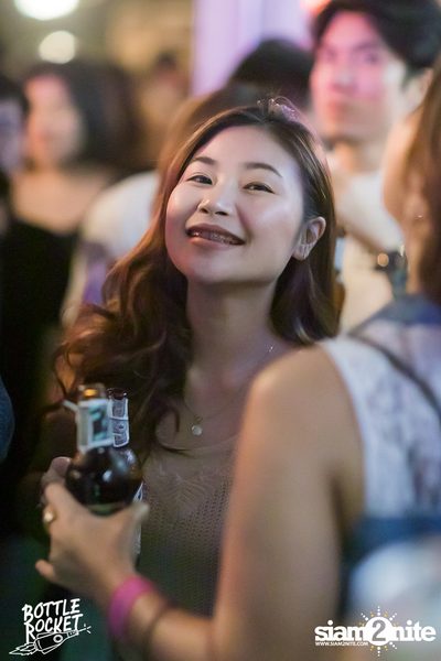 Portrait ที่ บ็อทเทิลร็อคเก็ต คราฟท์เบียร์บาร์ — photo 56