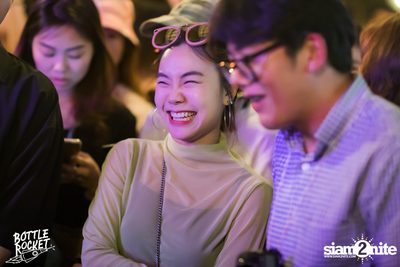 Portrait ที่ บ็อทเทิลร็อคเก็ต คราฟท์เบียร์บาร์ — photo 65