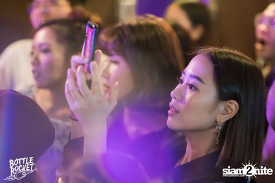 Portrait ที่ บ็อทเทิลร็อคเก็ต คราฟท์เบียร์บาร์ — photo 93