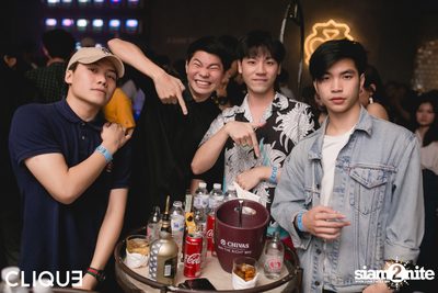 Clique presents Soybad at DND Club — photo 47