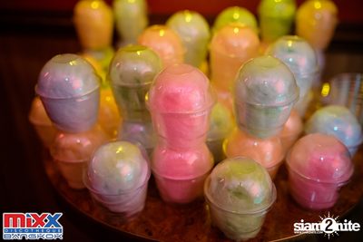 Hot Pants Meets Stilettos Party at MIXX Bangkok — photo 2
