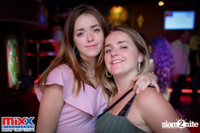 Hot Pants Meets Stilettos Party at MIXX Bangkok — photo 19