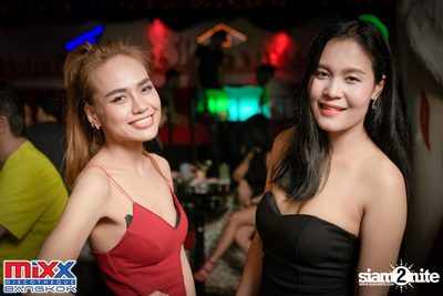 Hot Pants Meets Stilettos Party at MIXX Bangkok — photo 25