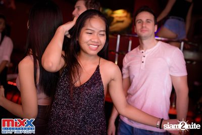 Hot Pants Meets Stilettos Party at MIXX Bangkok — photo 30