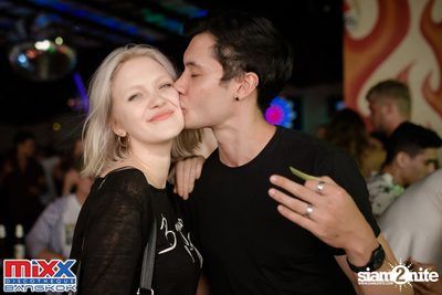 Hot Pants Meets Stilettos Party at MIXX Bangkok — photo 83