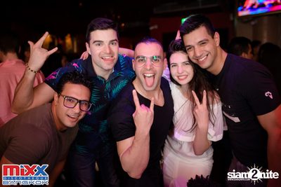 Hot Pants Meets Stilettos Party at MIXX Bangkok — photo 93
