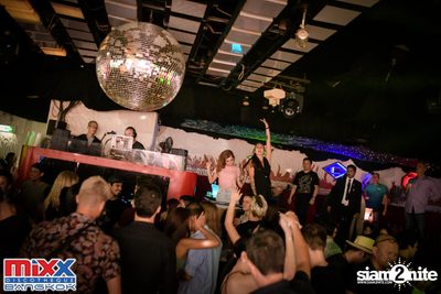 Hot Pants Meets Stilettos Party at MIXX Bangkok — photo 95