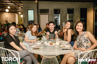 Atom Chanakan ที่ ทอร์ช เรสเตอร์รอง แอนด์ บาร์ — photo 45