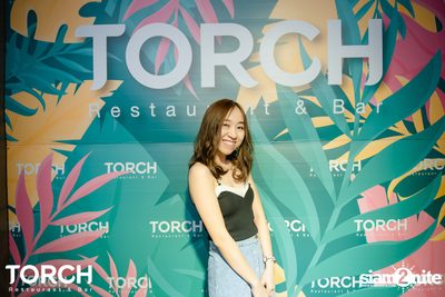 Atom Chanakan ที่ ทอร์ช เรสเตอร์รอง แอนด์ บาร์ — photo 56