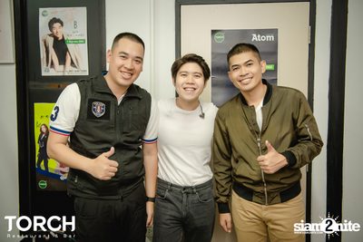Atom Chanakan ที่ ทอร์ช เรสเตอร์รอง แอนด์ บาร์ — photo 67