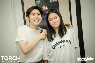 Atom Chanakan ที่ ทอร์ช เรสเตอร์รอง แอนด์ บาร์ — photo 76