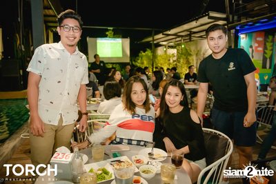 Atom Chanakan ที่ ทอร์ช เรสเตอร์รอง แอนด์ บาร์ — photo 149