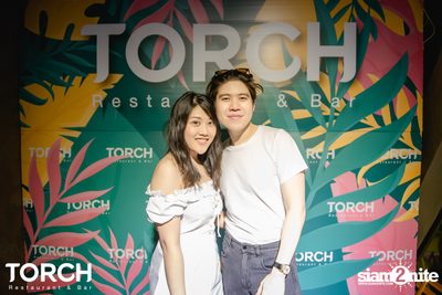 Atom Chanakan ที่ ทอร์ช เรสเตอร์รอง แอนด์ บาร์ — photo 152
