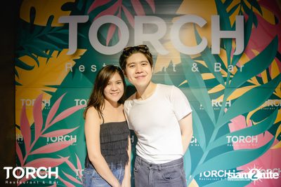 Atom Chanakan ที่ ทอร์ช เรสเตอร์รอง แอนด์ บาร์ — photo 169