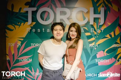 Atom Chanakan ที่ ทอร์ช เรสเตอร์รอง แอนด์ บาร์ — photo 175
