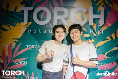 Atom Chanakan ที่ ทอร์ช เรสเตอร์รอง แอนด์ บาร์ — photo 191