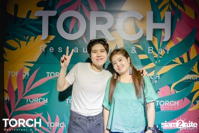 Atom Chanakan ที่ ทอร์ช เรสเตอร์รอง แอนด์ บาร์ — photo 202