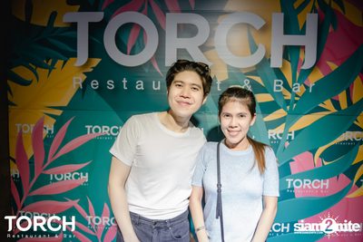 Atom Chanakan ที่ ทอร์ช เรสเตอร์รอง แอนด์ บาร์ — photo 205