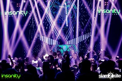 Loopers ที่ อินเซนิตี้ ไนท์คลับ — photo 83