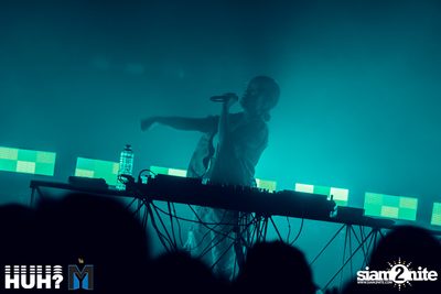 HUH? presents YAEJI at Glowfish Sathorn — photo 73