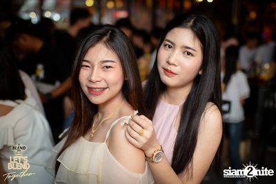 Let's Blend Together ที่ อ่าวอุดมสโมสร ศรีราชา — photo 49
