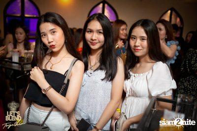 Let's Blend Together ที่ อ่าวอุดมสโมสร ศรีราชา — photo 59