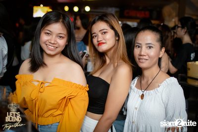 Let's Blend Together ที่ อ่าวอุดมสโมสร ศรีราชา — photo 61
