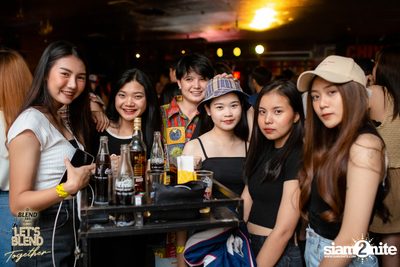 Let's Blend Together ที่ อ่าวอุดมสโมสร ศรีราชา — photo 64