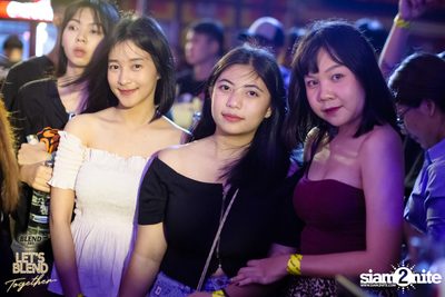 Let's Blend Together ที่ อ่าวอุดมสโมสร ศรีราชา — photo 85
