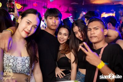 Let's Blend Together ที่ อ่าวอุดมสโมสร ศรีราชา — photo 159
